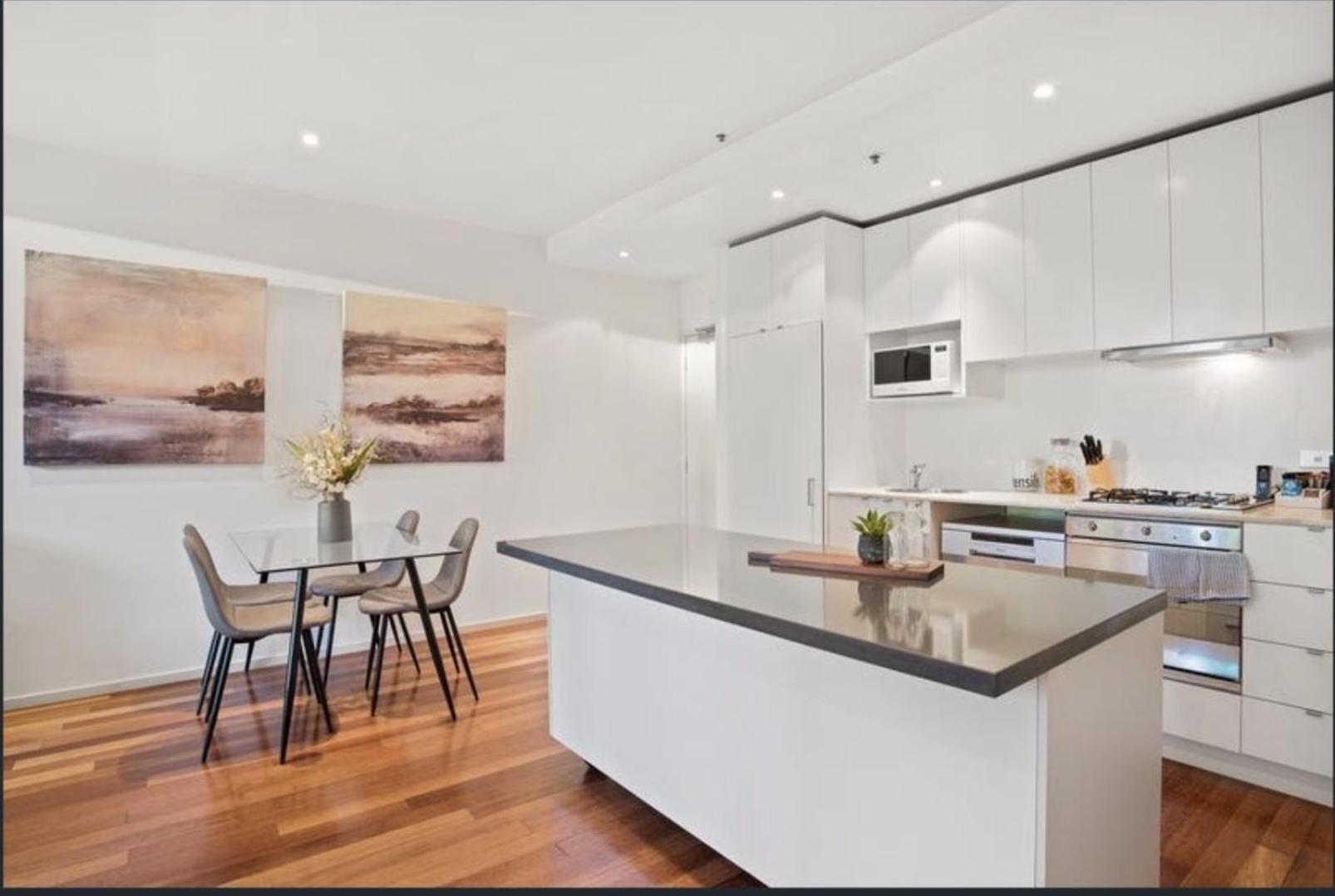 Readyset Apartments At Liberty Melbourne Exterior foto